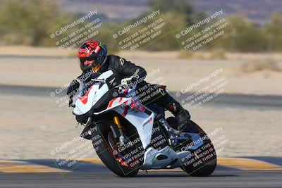 media/Jan-13-2024-SoCal Trackdays (Sat) [[9c032fe5aa]]/Turn 4 (135pm)/